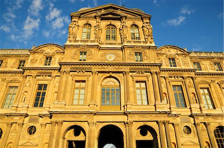 simsearch:700-01838152,k - The Louvre, Paris, France Foto de stock - Con derechos protegidos, Código: 700-02590797