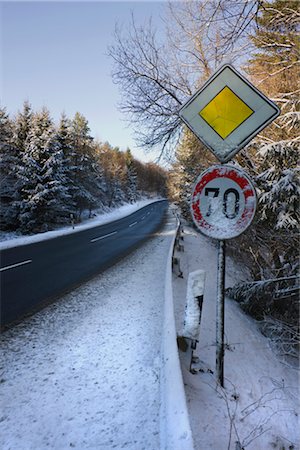 Scenic View Road Signs Stock Photos Page 1 Masterfile