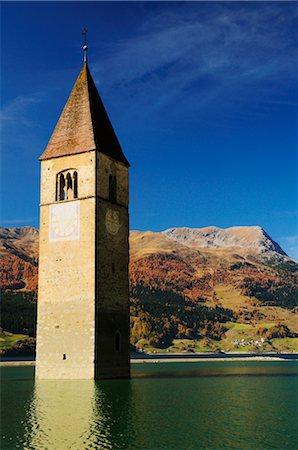 Demi submergé Campanile lac Resia, Haut-Adige, Italie Photographie de stock - Rights-Managed, Code: 700-02633473