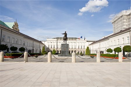 presidential palace - Palais présidentiel, Krakowskie Przedmiescie, Varsovie, Pologne Photographie de stock - Rights-Managed, Code: 700-02633773