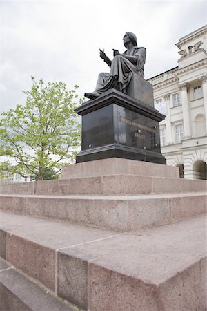 Copernicus-Statue, Aleje Jerozolimskie, Warschau, Polen Stockbilder - Lizenzpflichtiges, Bildnummer: 700-02633790