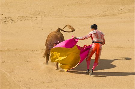 Stierkampf, Plaza de Toros de Las Ventas, Madrid, Spanien Stockbilder - Lizenzpflichtiges, Bildnummer: 700-02670043