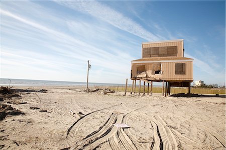 stilts - Beach House, Galveston, Texas, USA Stock Photo - Rights-Managed, Code: 700-02670947