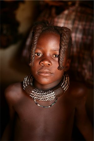 stammesangehöriger (männlich und weiblich) - Porträt der Himba-Mädchen, Opuwo, Namibia Stockbilder - Lizenzpflichtiges, Bildnummer: 700-02694001