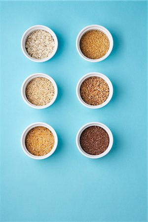 Assorted Flax Seed, Brown Rice and Linseed Foto de stock - Con derechos protegidos, Código: 700-02698577