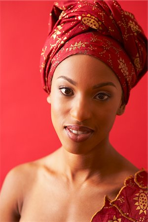 Portrait de femme vêtue d'une robe africaine traditionnelle Photographie de stock - Rights-Managed, Code: 700-02693395