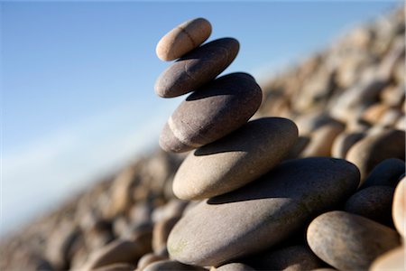 Stacked Pebbles Foto de stock - Con derechos protegidos, Código: 700-02700323