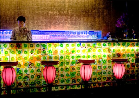 discothèque - Barman, Shanghai, Chine Photographie de stock - Rights-Managed, Code: 700-02700813