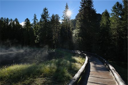 sun rays forest footpath images - Lago di Antorno, Dolomites, Italy Stock Photo - Rights-Managed, Code: 700-02738332