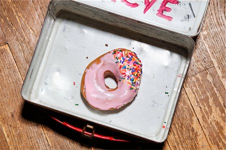 donuts nobody - Doughnut in Lunch Box Stock Photo - Rights-Managed, Code: 700-02738779