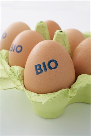 studio k - Organic Eggs Stock Photo - Rights-Managed, Code: 700-02756770