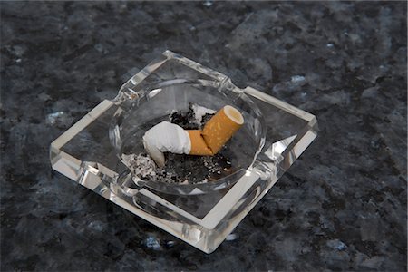 simsearch:700-02757138,k - Cigarette Butt in Ashtray Stock Photo - Rights-Managed, Code: 700-02757132