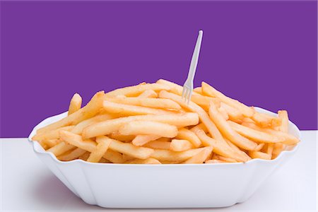 simsearch:700-06714111,k - Container With French Fries Stock Photo - Rights-Managed, Code: 700-02757141