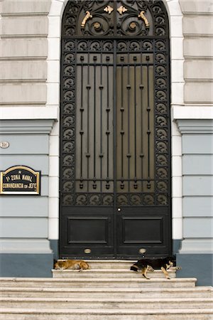 region de valparaiso - Doorway, Armada de Chile Building, Valparaiso, Chile Stock Photo - Rights-Managed, Code: 700-02757225