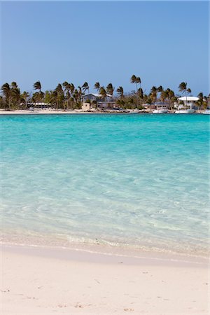 Maisons sur la rive, îles Caïmans Photographie de stock - Rights-Managed, Code: 700-02757585