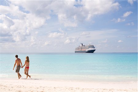 Couple et navires de croisière, Bahamas Photographie de stock - Rights-Managed, Code: 700-02798013