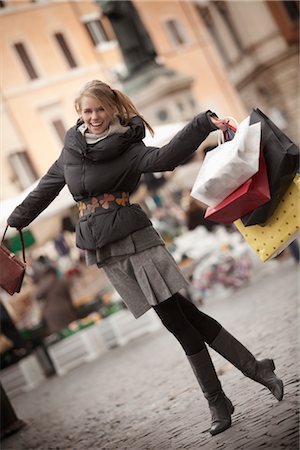 Happy Woman Shopping in Piazza Navona, Rome, Italy Foto de stock - Direito Controlado, Número: 700-02798100