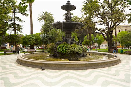 plaza - Fountain, Main Square, Valparaiso, Chile Foto de stock - Con derechos protegidos, Código: 700-02791582