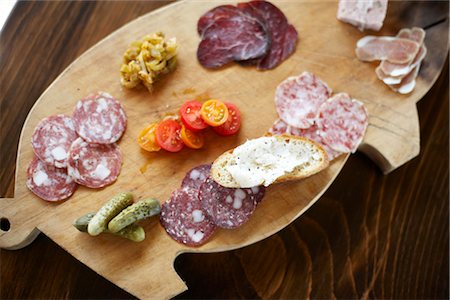 simsearch:700-05642018,k - Assiette de charcuterie Photographie de stock - Rights-Managed, Code: 700-02791642