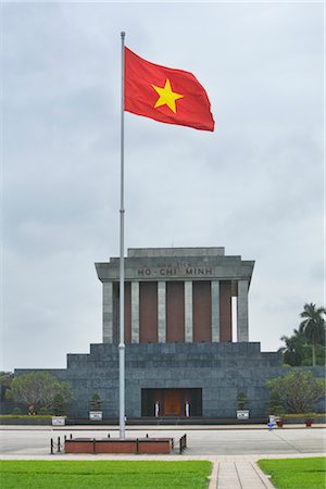 Ho Chi Minh Mausoleums, Hanoi, Vietnam Stockbilder - Lizenzpflichtiges, Bildnummer: 700-02828416