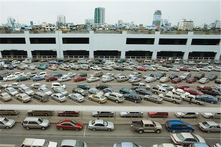 Stationnement au Terminal de Bus, Bangkok, Thaïlande Photographie de stock - Rights-Managed, Code: 700-02828438