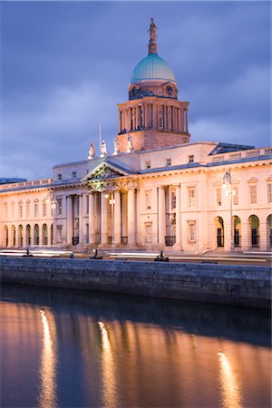 dublín - Custom House at Dusk, River Liffey, Dublin, Ireland Foto de stock - Con derechos protegidos, Código: 700-02860201