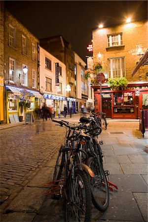 dublin city people - Temple Bar Pub at Night, Temple Bar, Dublin, Ireland Stock Photo - Rights-Managed, Code: 700-02887064