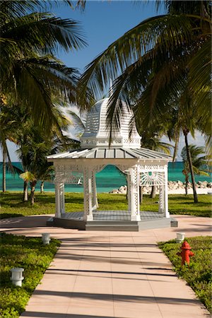 palm path - Gazebo by Beach, Grand Bahama Island, Bahamas Stock Photo - Rights-Managed, Code: 700-02887319