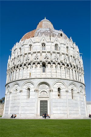 piazza del duomo - Baptistry of St. John, Piazza dei Miracoli, Pisa, Tuscany, Italy Stock Photo - Rights-Managed, Code: 700-02887443