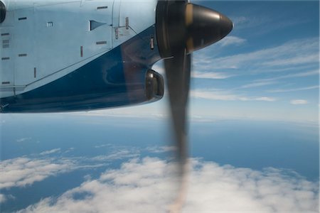 Airplane Propeller Over Hawaii, USA Foto de stock - Con derechos protegidos, Código: 700-02912161