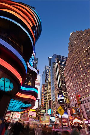 street curve - Times Square, Manhattan, New York, New York, USA Stock Photo - Rights-Managed, Code: 700-02912893