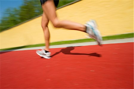 running a marathon - Runner sur tapis rouge Photographie de stock - Rights-Managed, Code: 700-02922721