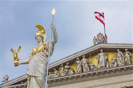 Pallas Athene Fountain in Front of the Parliament Building, Vienna, Austria Fotografie stock - Rights-Managed, Codice: 700-02935524