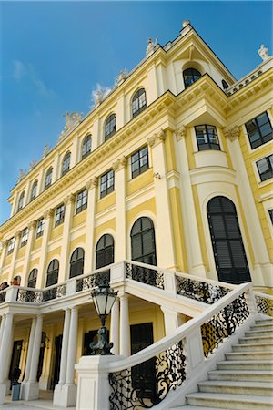 schloss schonbrunn - Schonbrunn Palace, Vienna, Austria Foto de stock - Con derechos protegidos, Código: 700-02935533