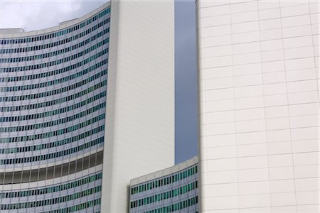 façade - United Nations Office at Vienna, Vienna, Austria Stock Photo - Rights-Managed, Code: 700-02935553