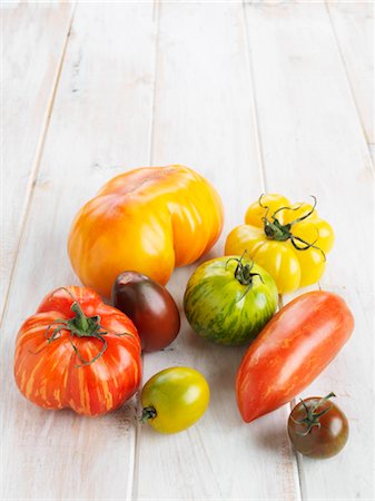 panachiert - Erbstück-Tomaten Stockbilder - Lizenzpflichtiges, Bildnummer: 700-02935592