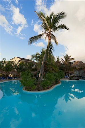simsearch:700-02935358,k - Swimming pool, Hotel Sol Cayo Largo, Cayo Largo, Cuba Foto de stock - Direito Controlado, Número: 700-02943368