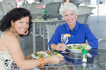 dinner and friends and women only and two people - Friends Having Lunch Together Stock Photo - Rights-Managed, Code: 700-02957638