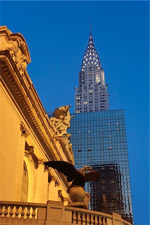 railway station in america - Grand Central Terminal and Chrysler Building, Manhattan, New York, New York, USA Stock Photo - Rights-Managed, Code: 700-02957716