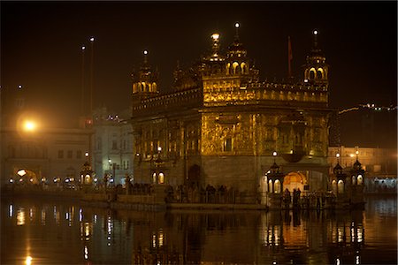 famous buildings in india - Golden Temple at Night, Amritsar, Punjab, India Stock Photo - Rights-Managed, Code: 700-02957808