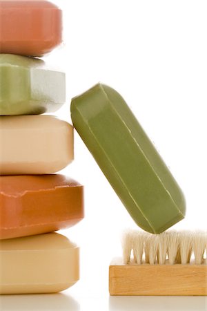 Stack of Soaps With Scrub Brush Foto de stock - Con derechos protegidos, Código: 700-02967461