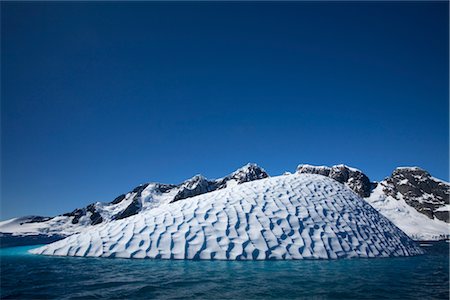 simsearch:700-02121076,k - Iceberg, Antarctica Fotografie stock - Rights-Managed, Codice: 700-02967504