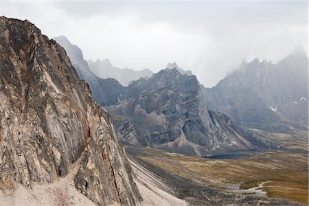 Tombstone Mountains and Valley, Tombstone Territorial Park, Yukon, Canada Foto de stock - Con derechos protegidos, Código: 700-02967566