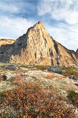 simsearch:700-02967566,k - Mountain Peak, Tombstone Territorial Park, Yukon, Canada Foto de stock - Con derechos protegidos, Código: 700-02967562