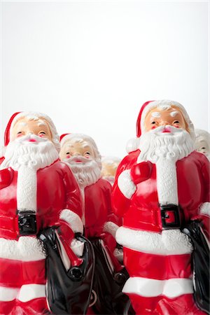 simsearch:700-02972955,k - Santa Claus Figurines Stock Photo - Rights-Managed, Code: 700-02972965