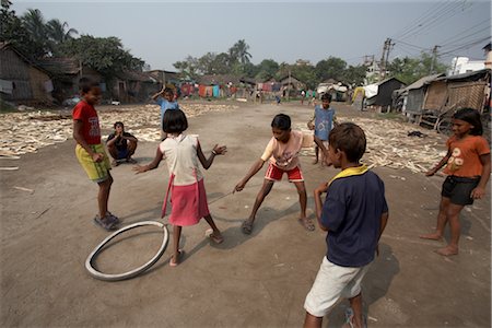 poverty child - Children, Kolkata, West Bengal, India Stock Photo - Rights-Managed, Code: 700-02973025