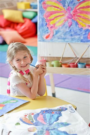 pictures of girls brushing blonde hair - Student in Art Class Stock Photo - Rights-Managed, Code: 700-02989970