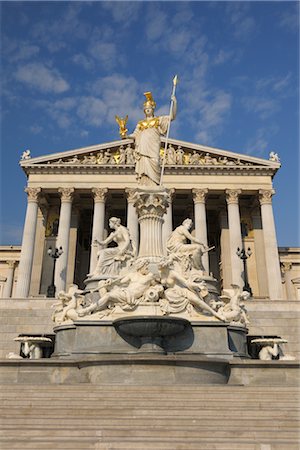 parlamento - Pallas Athene Fountain and Parliament Building, Vienna, Austria Foto de stock - Con derechos protegidos, Código: 700-02990019