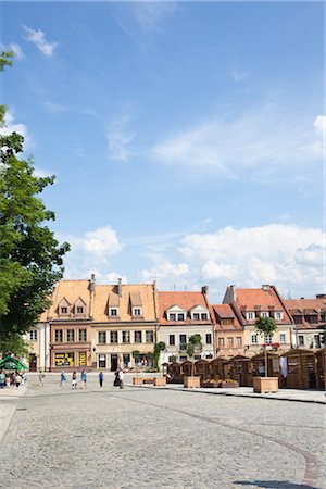 rows houses street - Town of Sandomierz, Poland Stock Photo - Rights-Managed, Code: 700-03054197