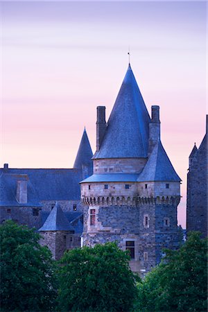 french historical places - Chateau de Vitre, Vitre, Ille-et-Vilaine, Brittany, France Stock Photo - Rights-Managed, Code: 700-03059184